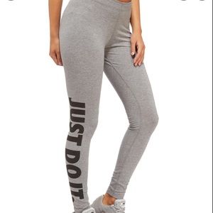 NIKE Just Do It Leggings